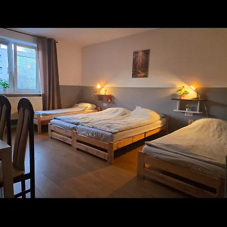 Ursynow אכסניה *