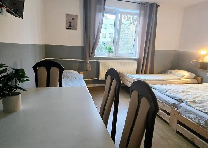 Ursynow بيت شباب *