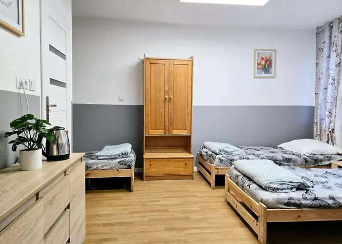 بيت شباب Ursynow وارسو